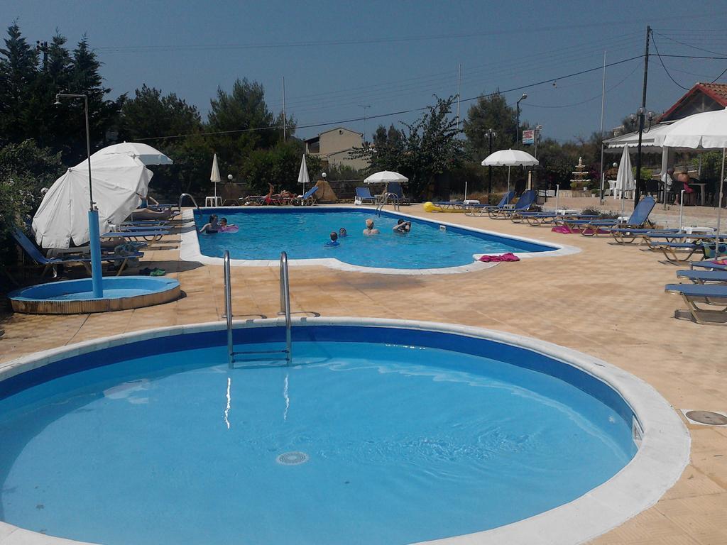 Hotel Olga Agios Stefanos Avliotes  Buitenkant foto