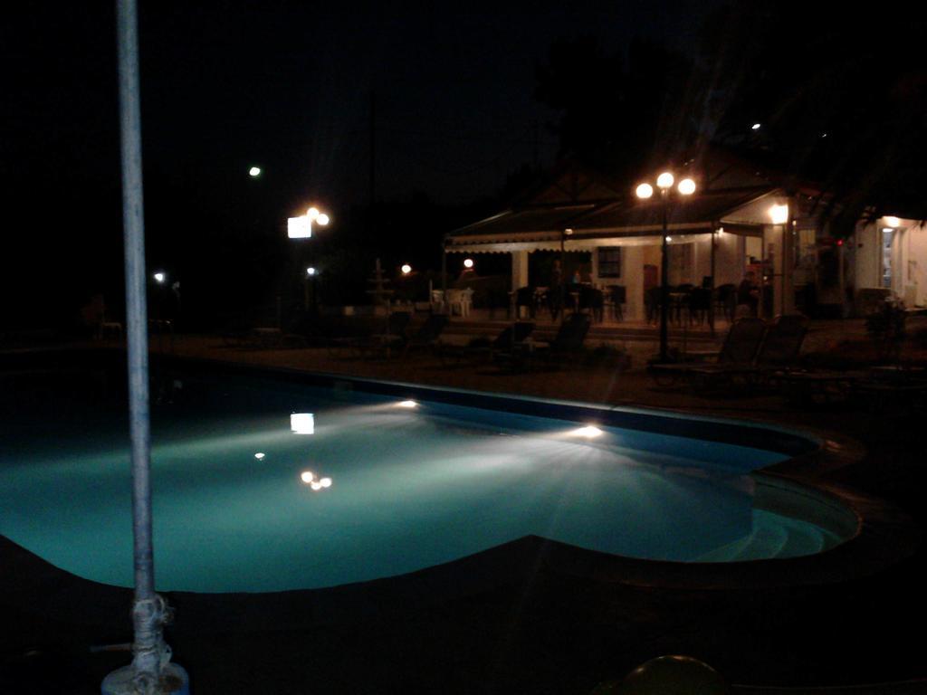 Hotel Olga Agios Stefanos Avliotes  Buitenkant foto