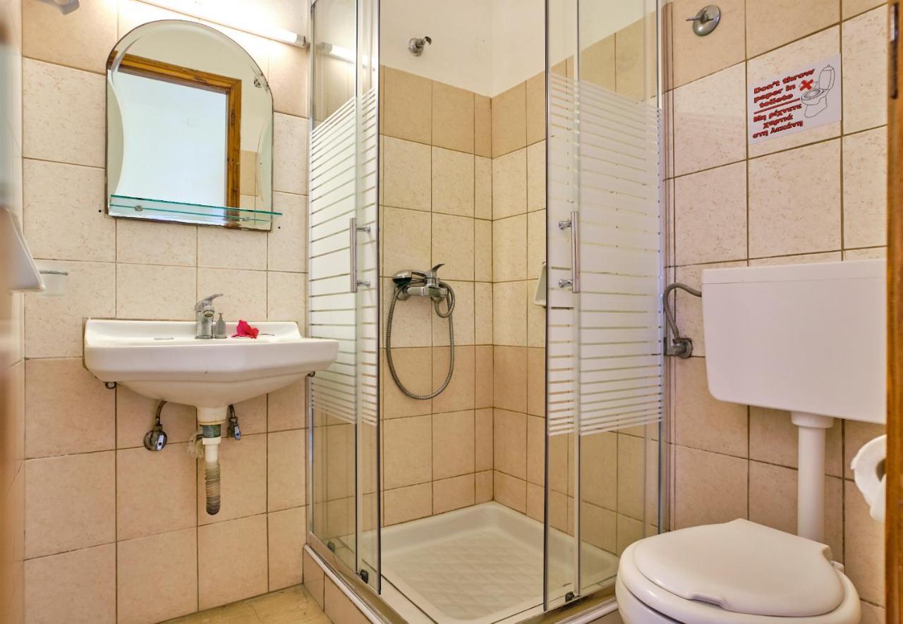Hotel Olga Agios Stefanos Avliotes  Buitenkant foto