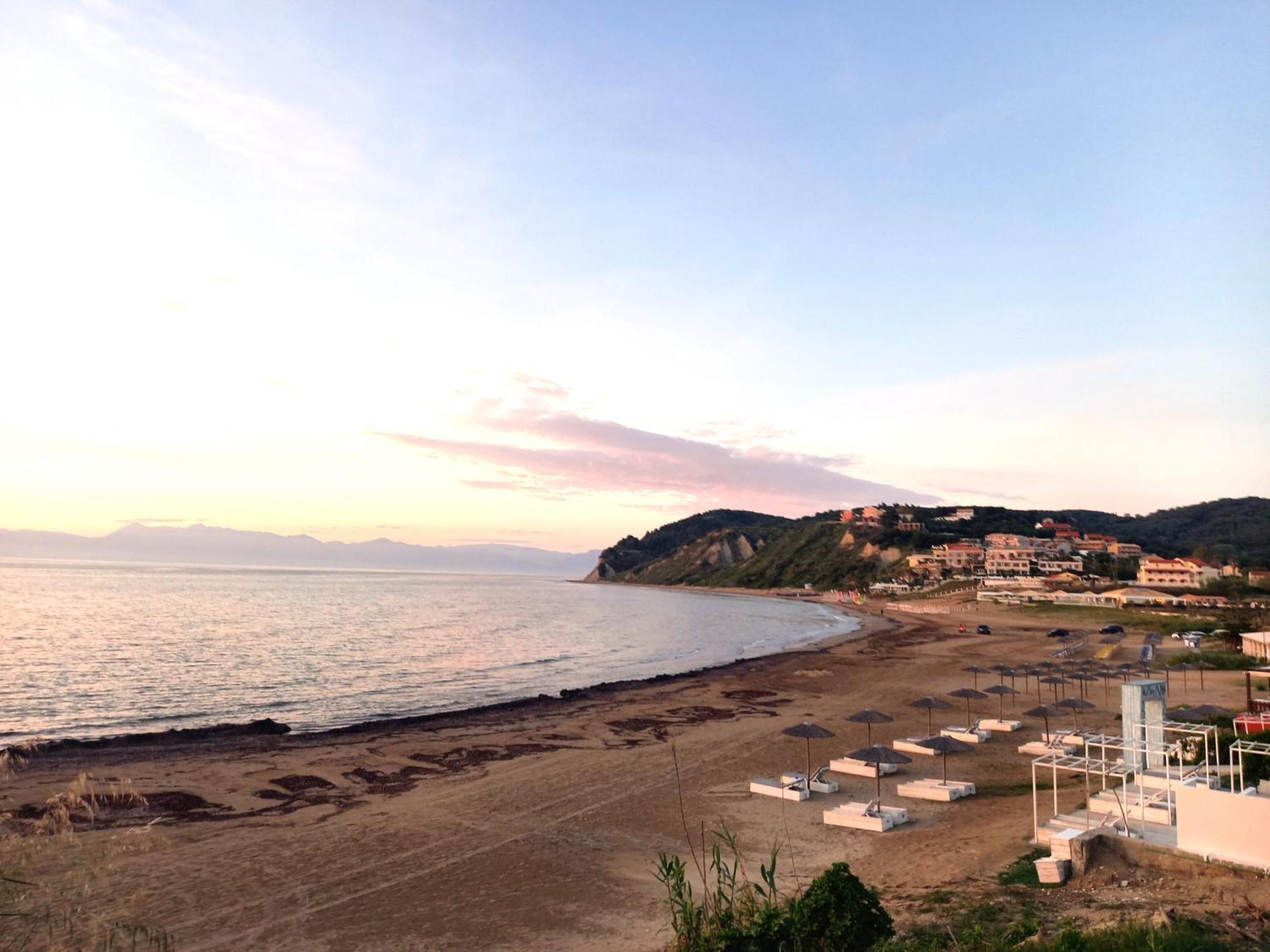 Hotel Olga Agios Stefanos Avliotes  Buitenkant foto