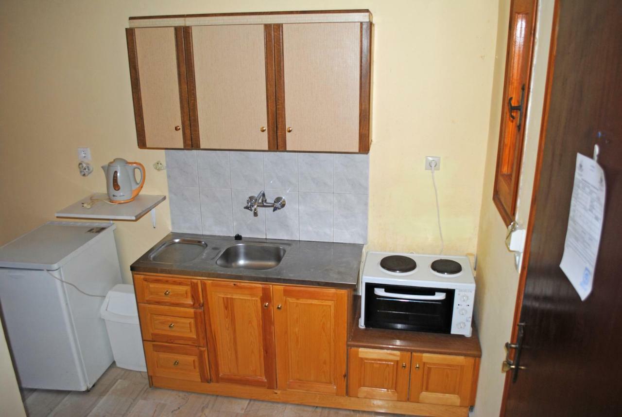 Hotel Olga Agios Stefanos Avliotes  Buitenkant foto